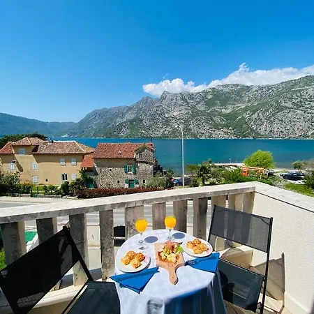 Villa Blanca 里桑 外观 照片
