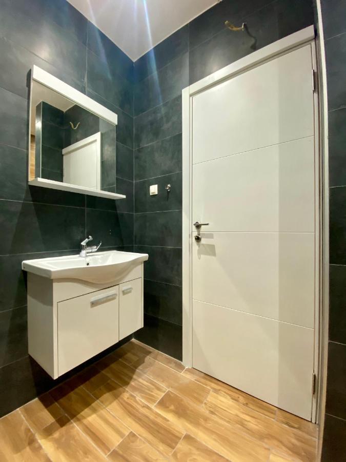 Apartment Blanca *