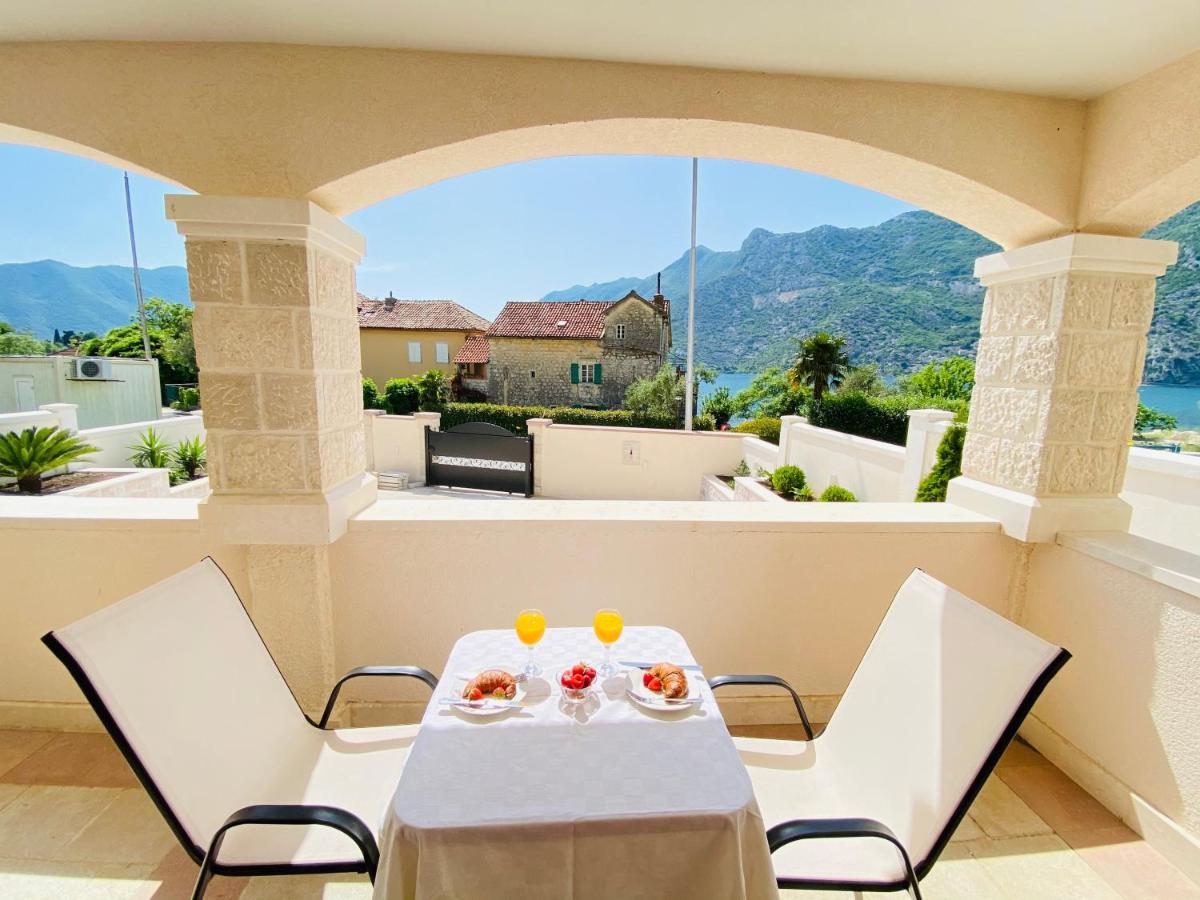 Blanca Apartment